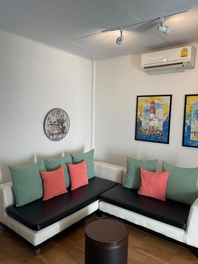 Rynn Hotel Trat Eksteriør billede